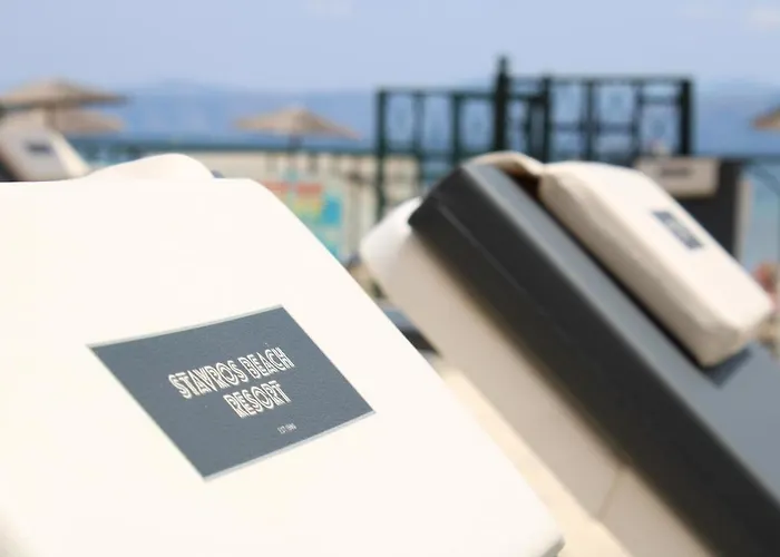 Stavros On The Beach Studios And Apartments